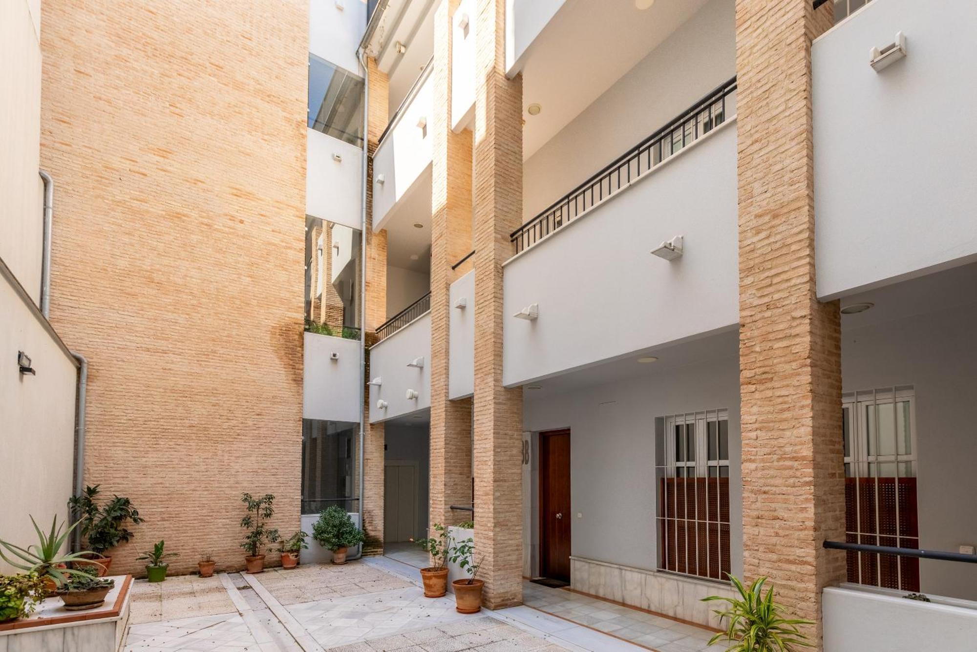 Arenal Maestranza Apartment Севилья Экстерьер фото